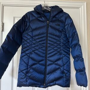 The North Face Women’s Navy Puffer Coat